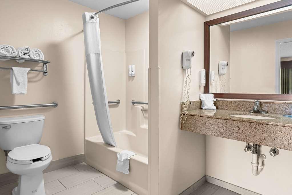 Quality Inn Eastman Habitación foto